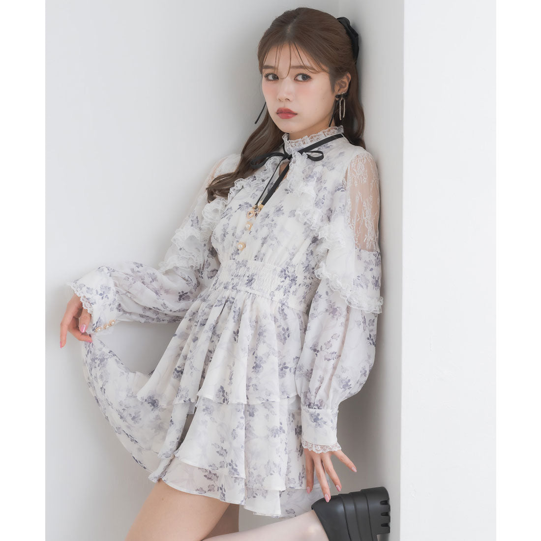 クチュールバイロジータ couture BY ROJITA ラッフルティアードフレアミニワンピース （マルチ） マルチ