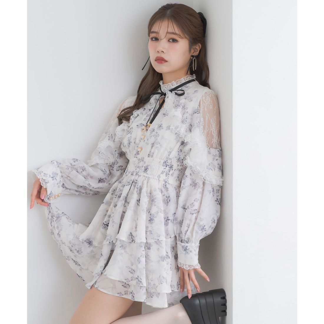 クチュールバイロジータ couture BY ROJITA ラッフルティアードフレアミニワンピース （マルチ） マルチ