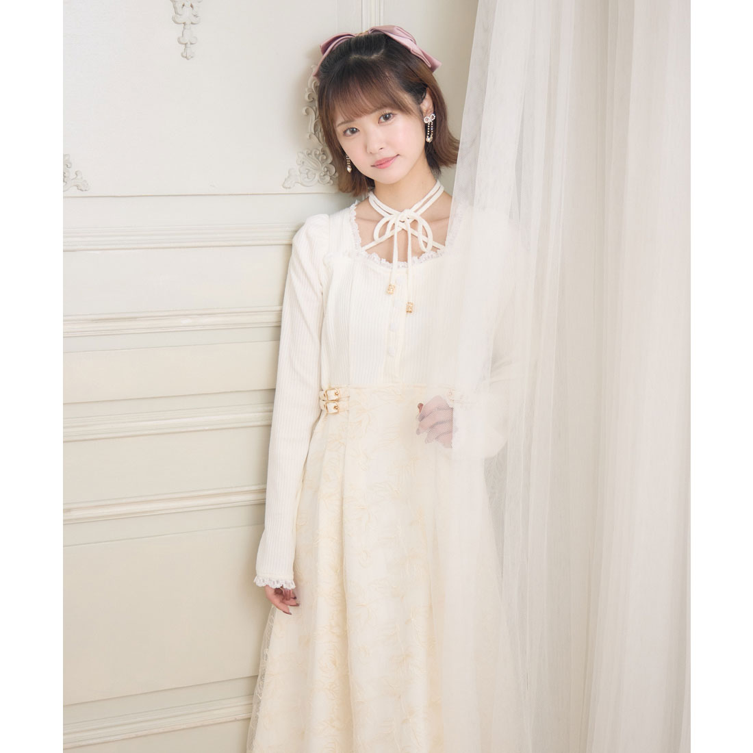 クチュールバイロジータ couture BY ROJITA フラワー刺繍ドッキングワンピース （アイボリー） アイボリー