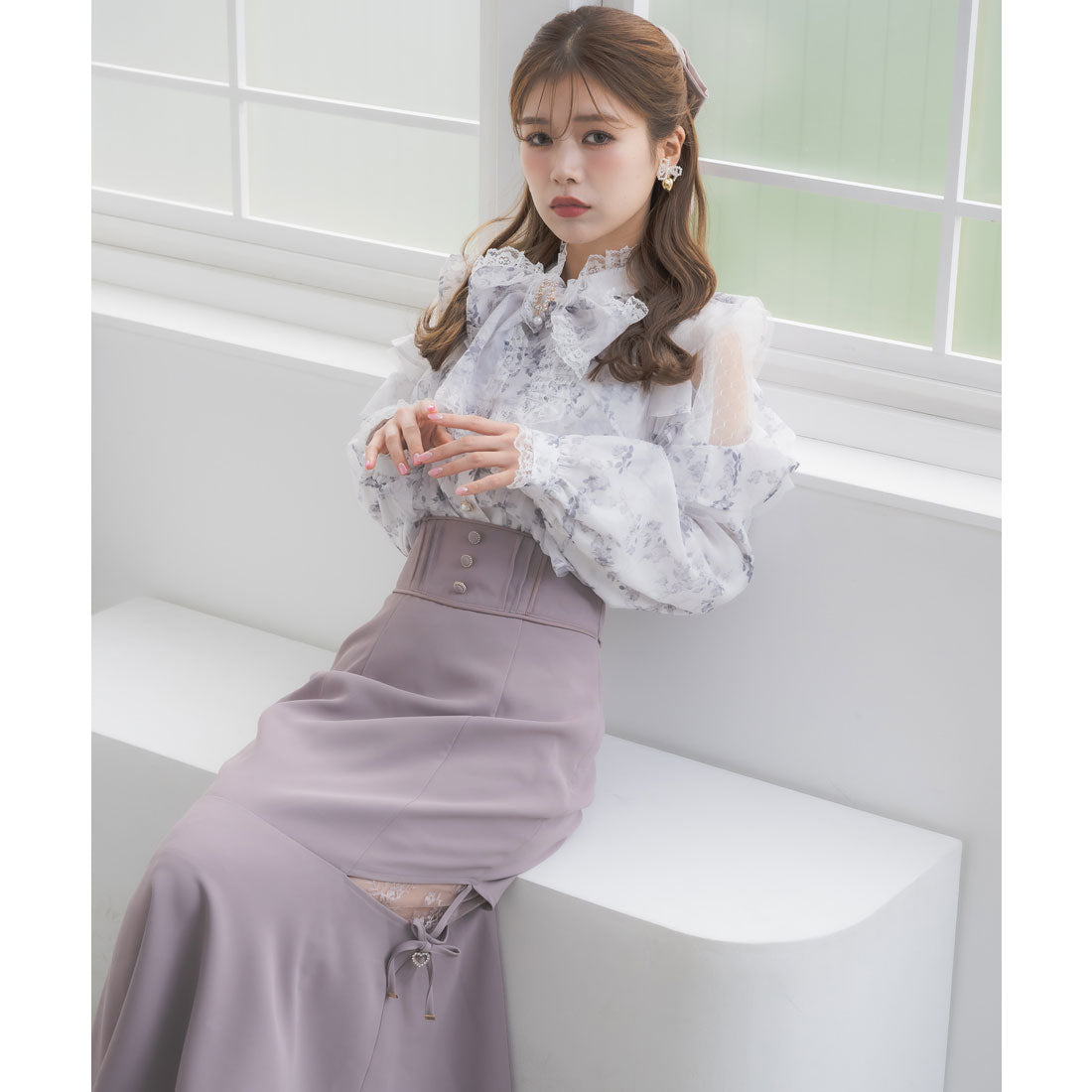 クチュールバイロジータ couture BY ROJITA 肩レーシーフリルブラウス （ホワイト） ホワイト