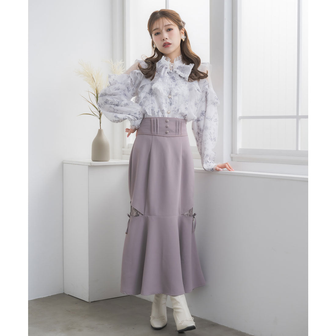 クチュールバイロジータ couture BY ROJITA 肩レーシーフリルブラウス （ホワイト） ホワイト