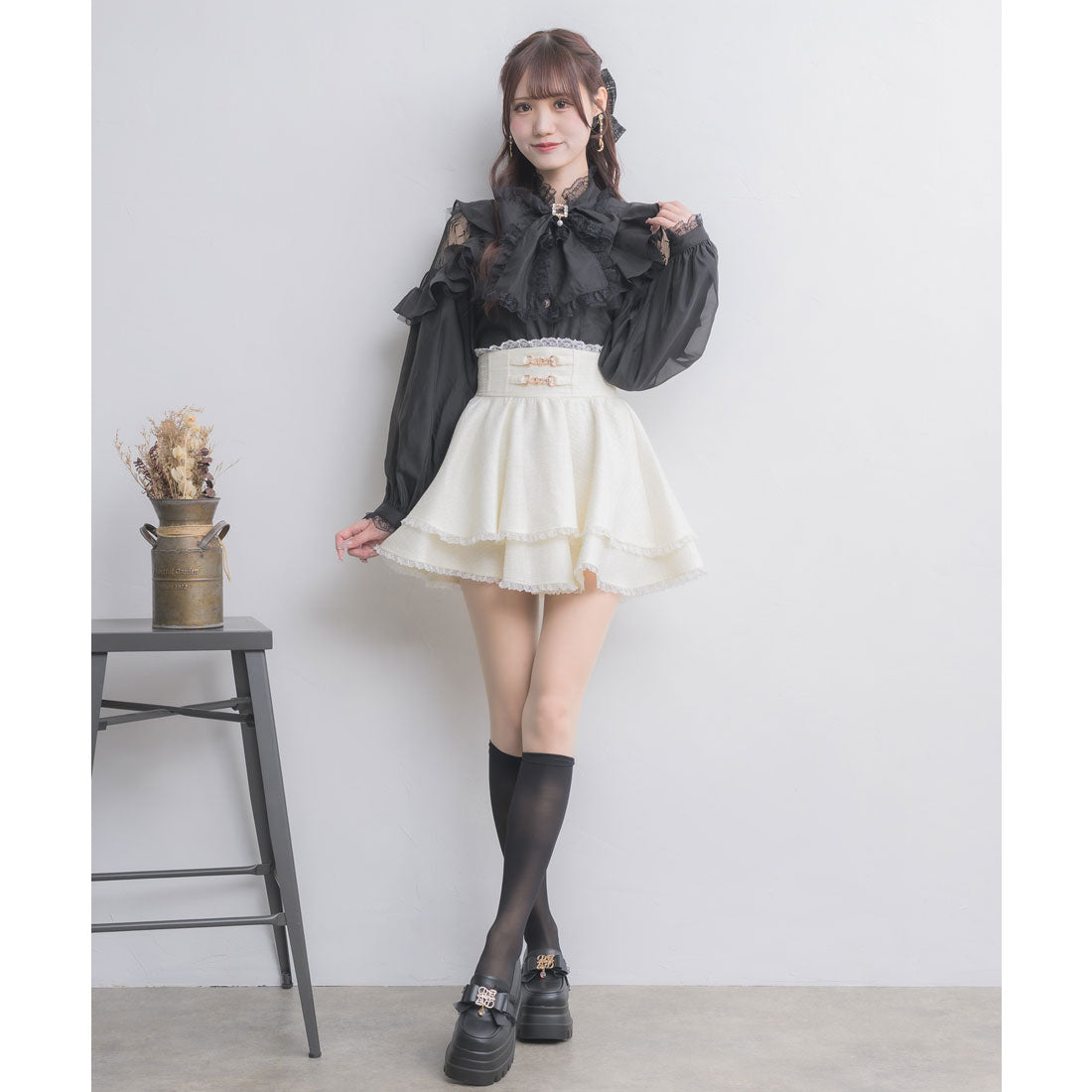 クチュールバイロジータ couture BY ROJITA 肩レーシーフリルブラウス （ホワイト） ホワイト