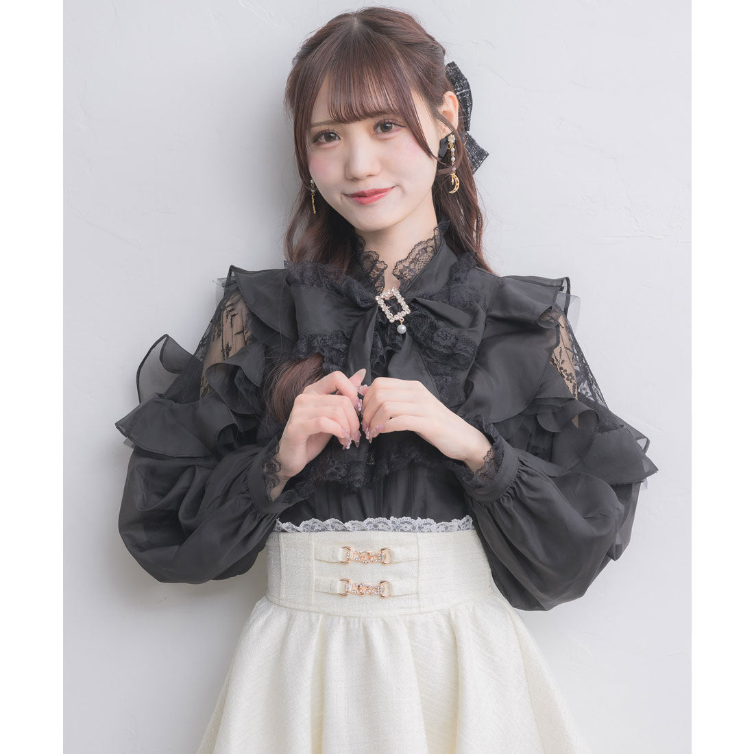 クチュールバイロジータ couture BY ROJITA 肩レーシーフリルブラウス （ブラック） ブラック