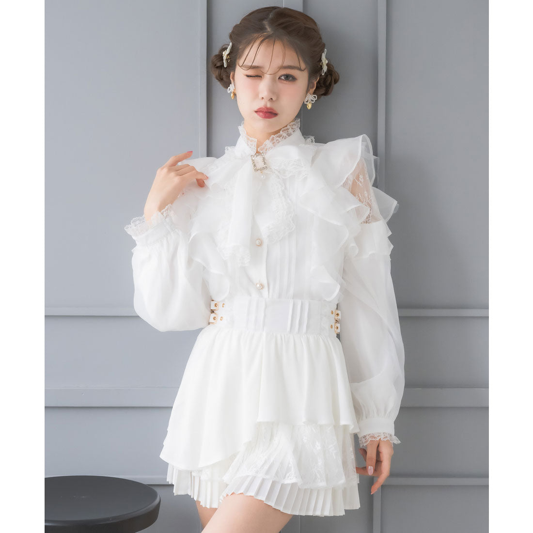 クチュールバイロジータ couture BY ROJITA ヘムプリーツティアードミニスカパン （ホワイト） ホワイト