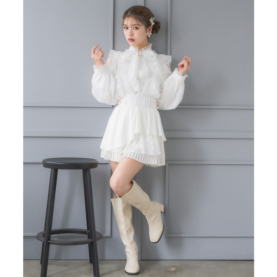 クチュールバイロジータ couture BY ROJITA ヘムプリーツティアードミニスカパン （ホワイト） ホワイト