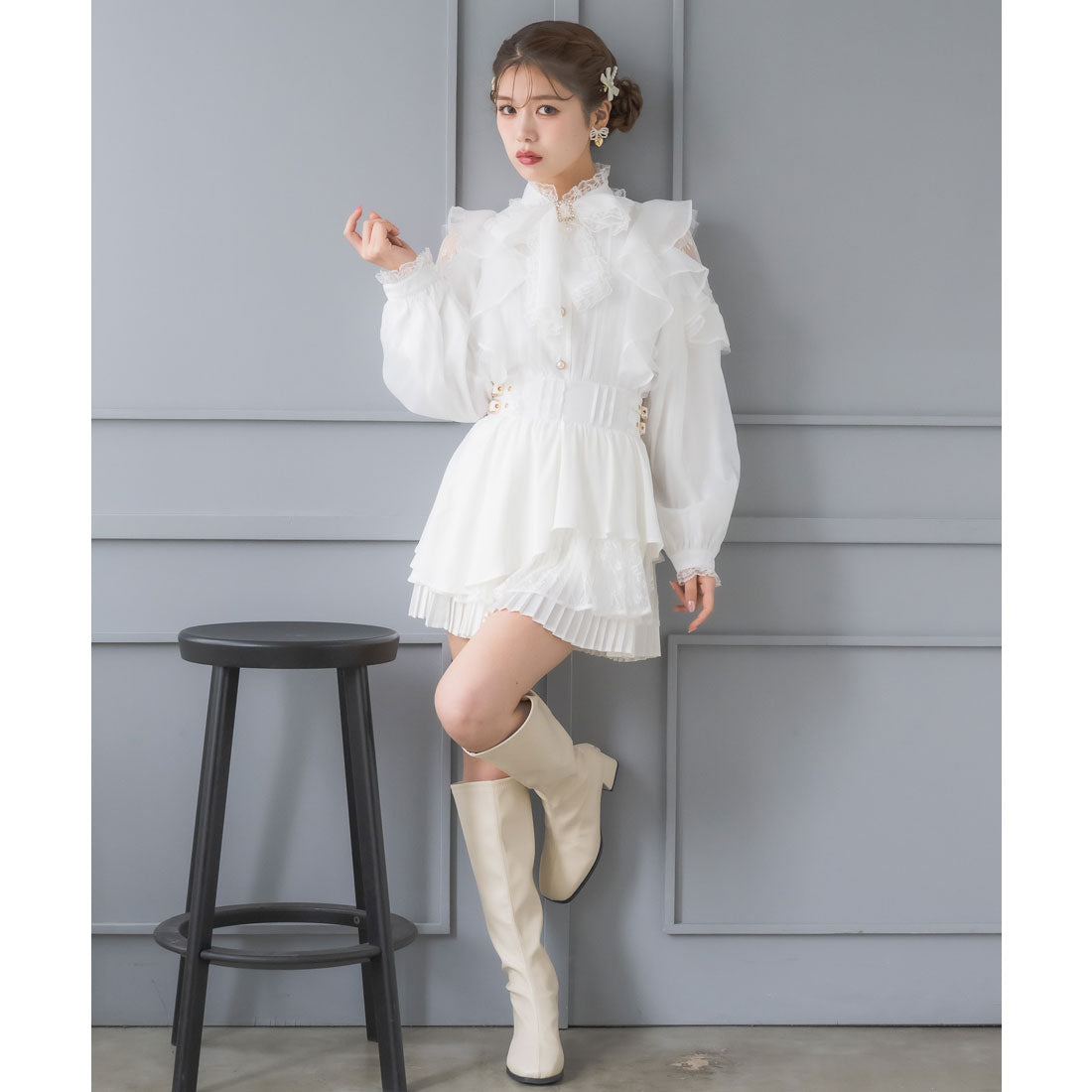 クチュールバイロジータ couture BY ROJITA ヘムプリーツティアードミニスカパン （ホワイト） ホワイト