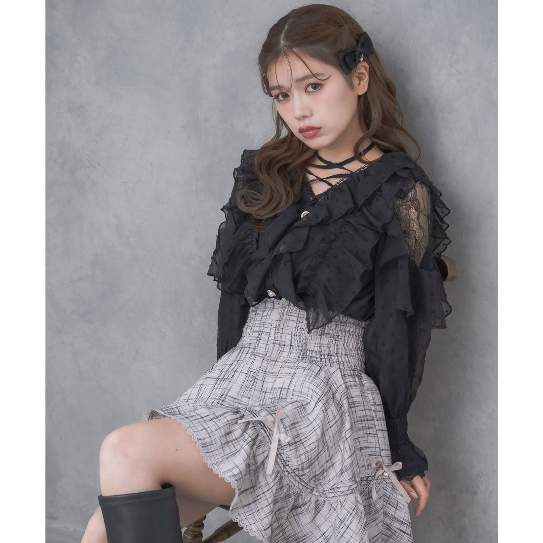 クチュールバイロジータ couture BY ROJITA クロスネックフリルブラウス （ブラック） ブラック