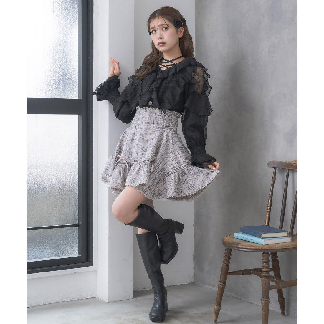 クチュールバイロジータ couture BY ROJITA クロスネックフリルブラウス （ブラック） ブラック