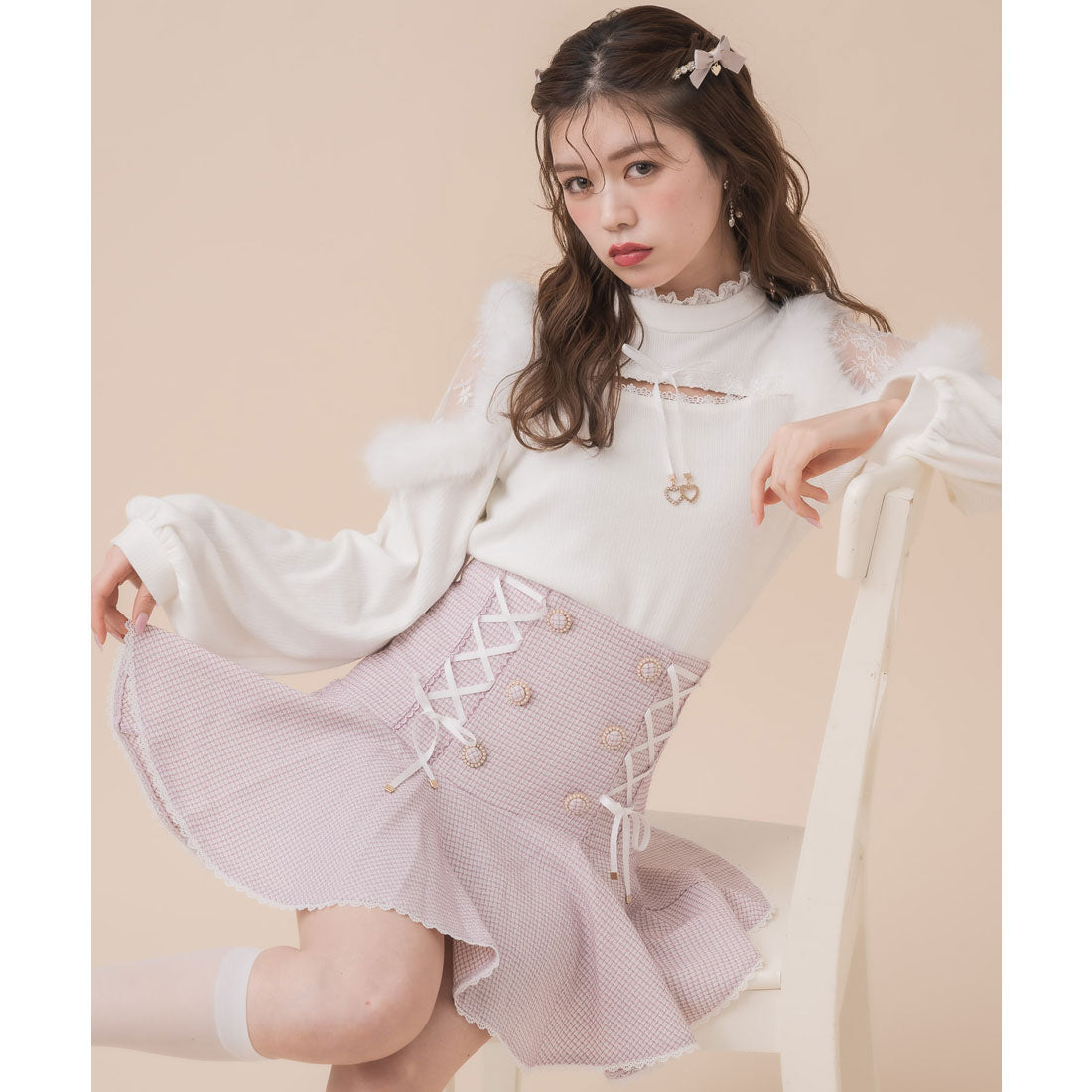 クチュールバイロジータ couture BY ROJITA ファーショルダートップス （ホワイト） ホワイト