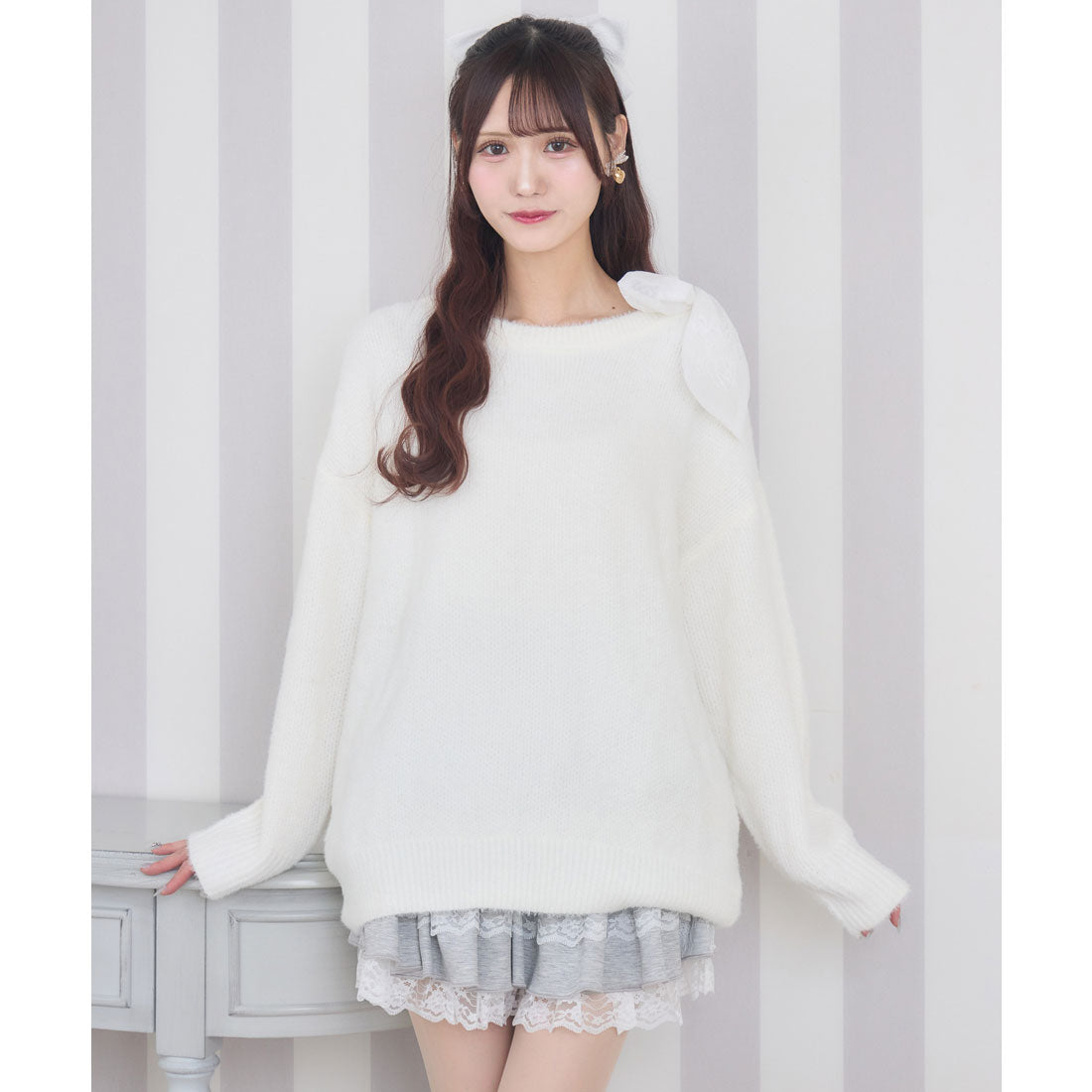 クチュールバイロジータ couture BY ROJITA 肩リボンニットミニワンピース （ホワイト） ホワイト