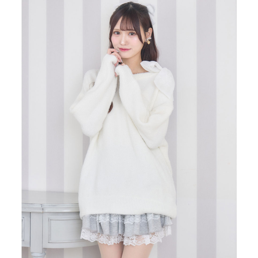 クチュールバイロジータ couture BY ROJITA 肩リボンニットミニワンピース （ホワイト） ホワイト