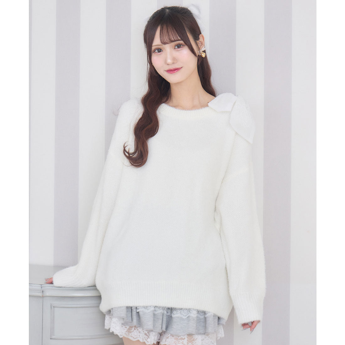 クチュールバイロジータ couture BY ROJITA 肩リボンニットミニワンピース （ホワイト） ホワイト