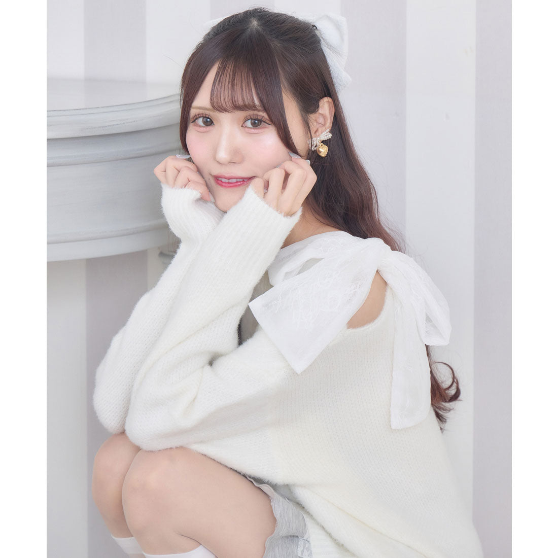 クチュールバイロジータ couture BY ROJITA 肩リボンニットミニワンピース （ホワイト） ホワイト