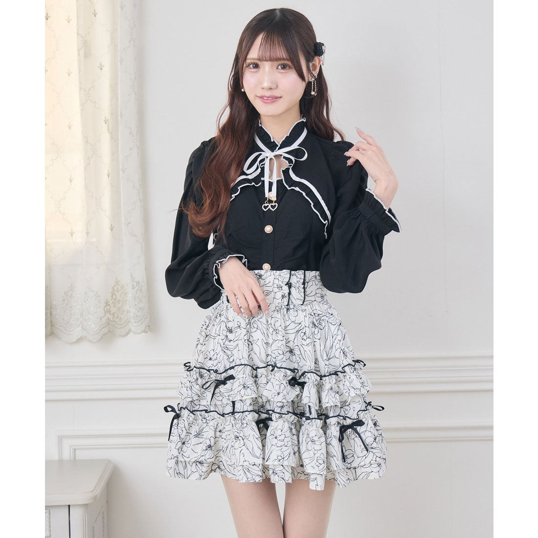 クチュールバイロジータ couture BY ROJITA ギャザーリボンブラウス （ブラック） ブラック