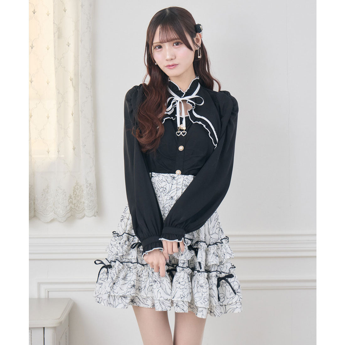 クチュールバイロジータ couture BY ROJITA ギャザーリボンブラウス （ブラック） ブラック