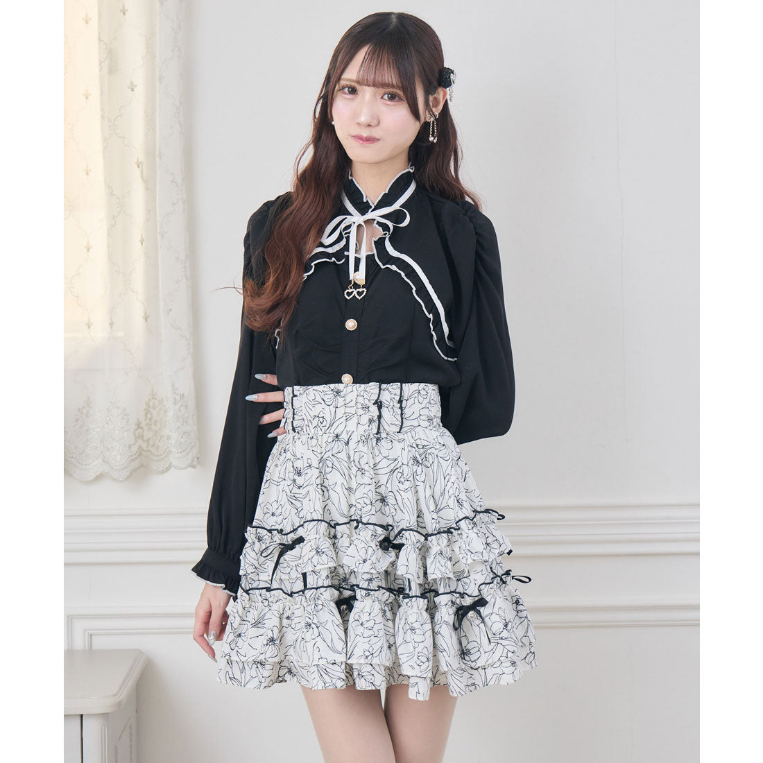 クチュールバイロジータ couture BY ROJITA ギャザーリボンブラウス （ブラック） ブラック