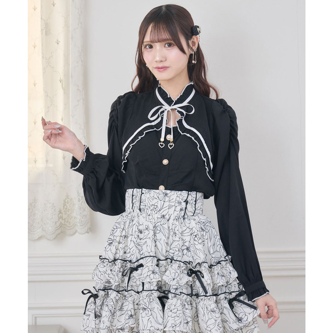 クチュールバイロジータ couture BY ROJITA ギャザーリボンブラウス （ブラック） ブラック