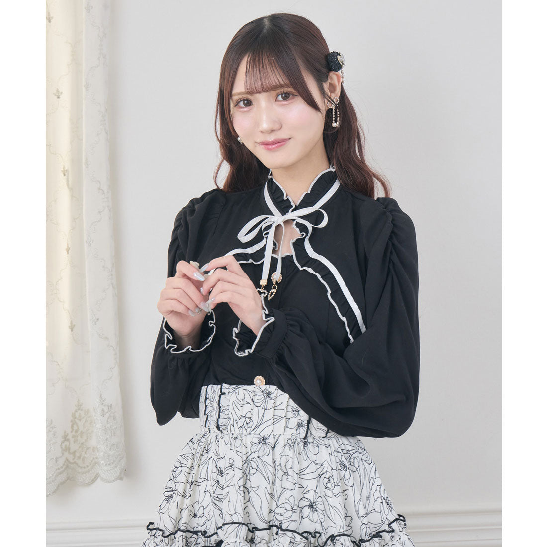 クチュールバイロジータ couture BY ROJITA ギャザーリボンブラウス （ブラック） ブラック