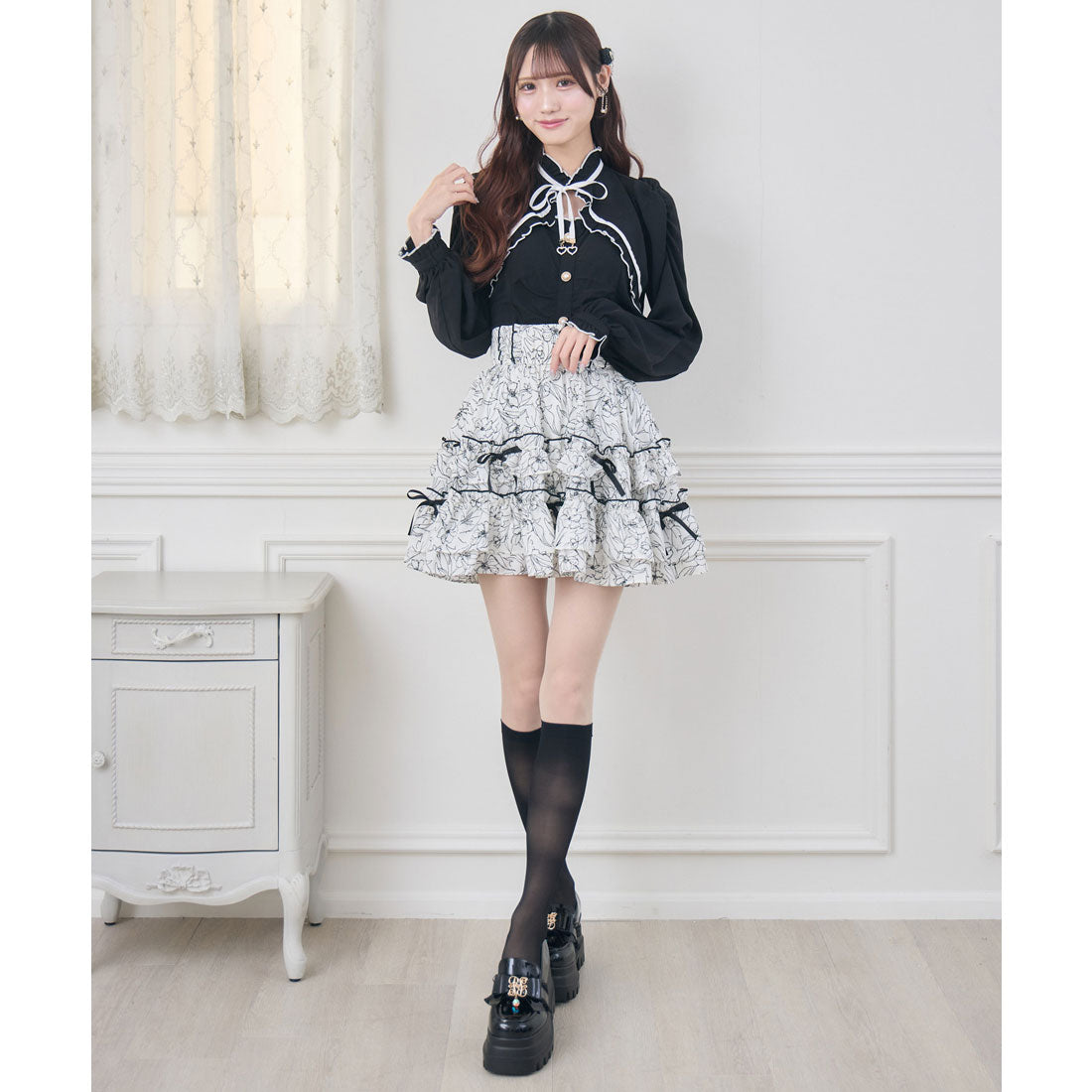 クチュールバイロジータ couture BY ROJITA ギャザーリボンブラウス （ブラック） ブラック