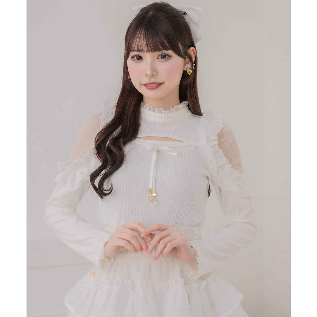 クチュールバイロジータ couture BY ROJITA シアーフリルテレコトップス （ホワイト） ホワイト