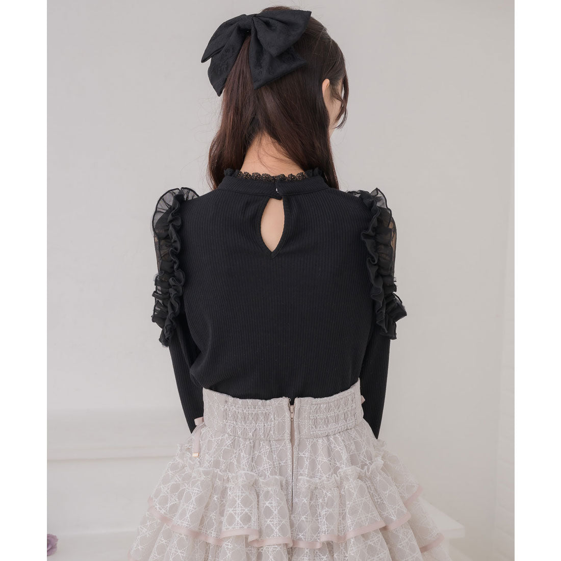 クチュールバイロジータ couture BY ROJITA シアーフリルテレコトップス （ホワイト） ホワイト