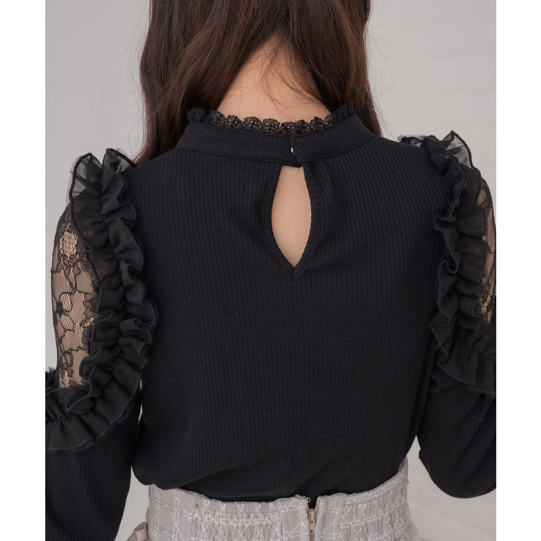 クチュールバイロジータ couture BY ROJITA シアーフリルテレコトップス （ホワイト） ホワイト