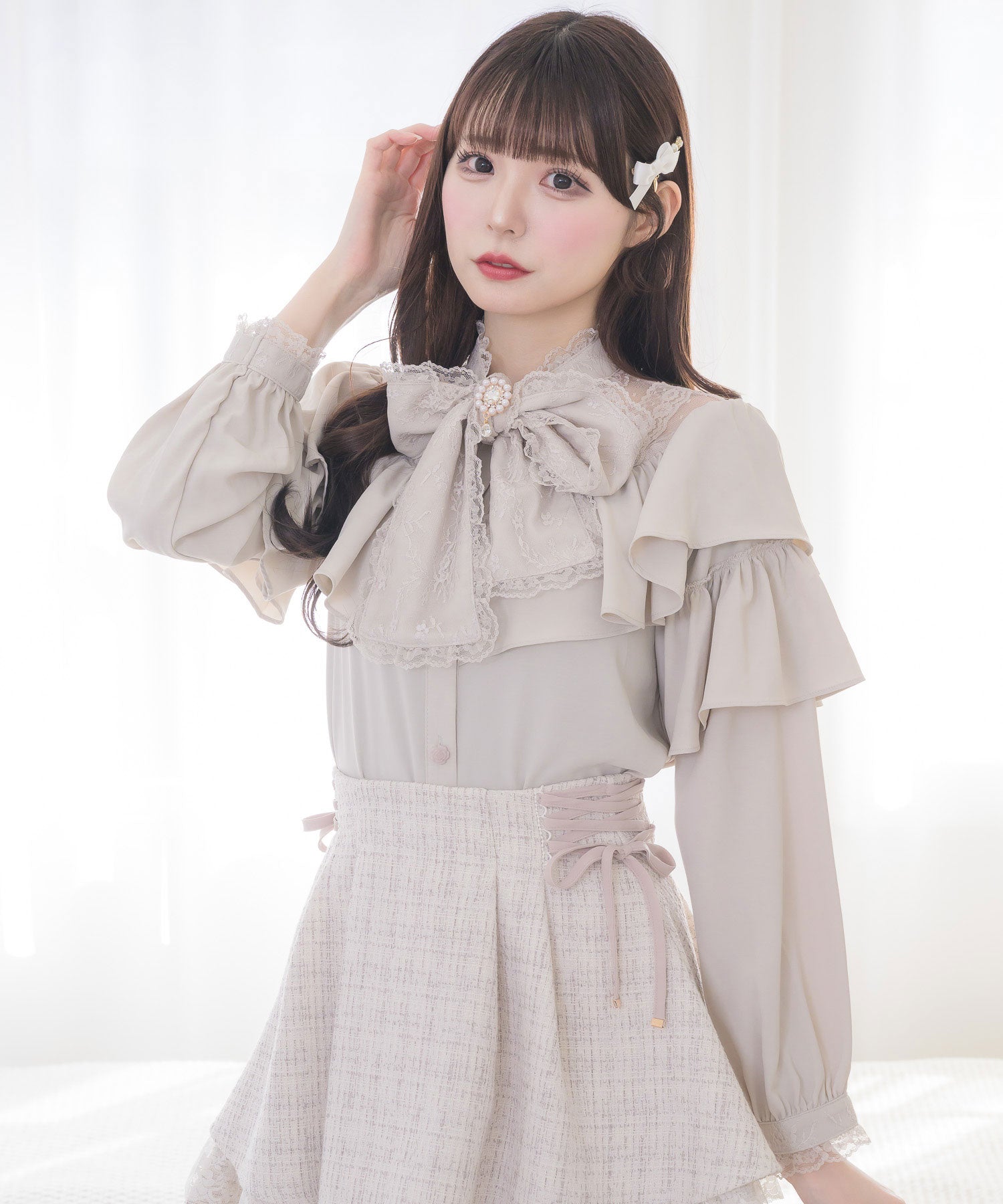 クチュールバイロジータ couture BY ROJITA ラッフルボリュームブラウス （ベージュ） ベージュ