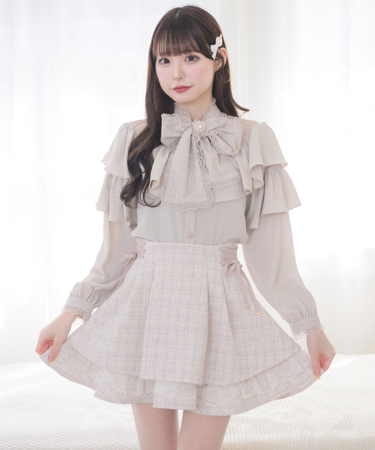 クチュールバイロジータ couture BY ROJITA ラッフルボリュームブラウス （ベージュ） ベージュ