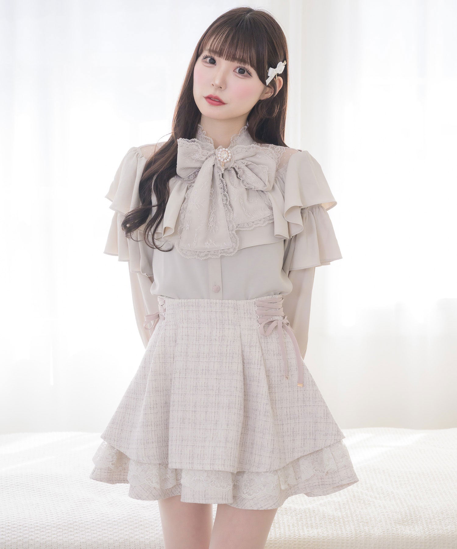 クチュールバイロジータ couture BY ROJITA ラッフルボリュームブラウス （ベージュ） ベージュ