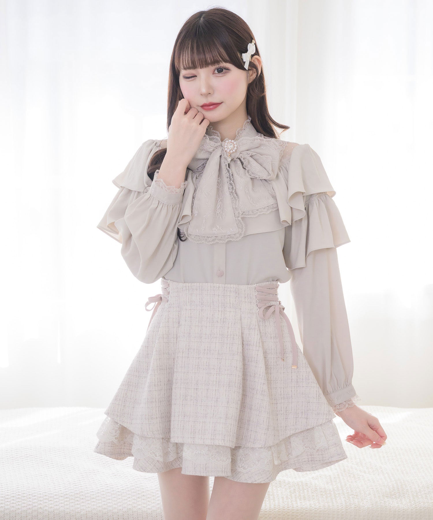 クチュールバイロジータ couture BY ROJITA ラッフルボリュームブラウス （ベージュ） ベージュ