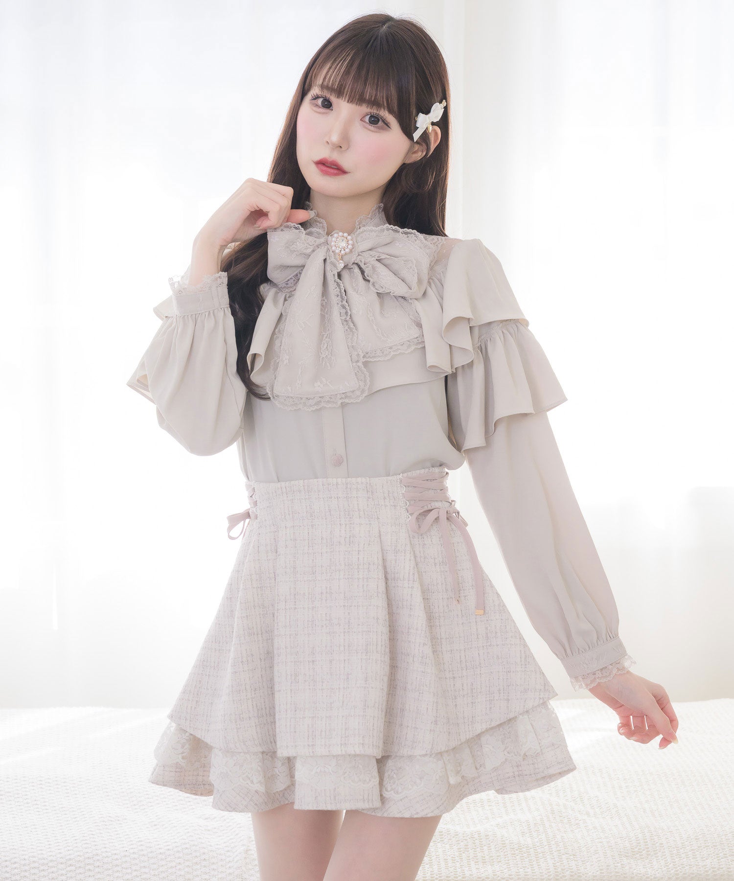 クチュールバイロジータ couture BY ROJITA ラッフルボリュームブラウス （ベージュ） ベージュ