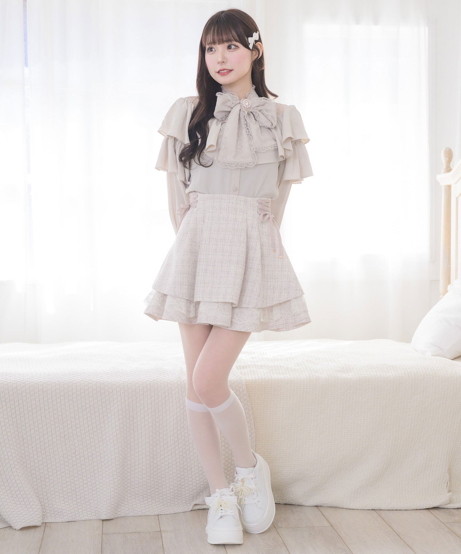 クチュールバイロジータ couture BY ROJITA ラッフルボリュームブラウス （ベージュ） ベージュ