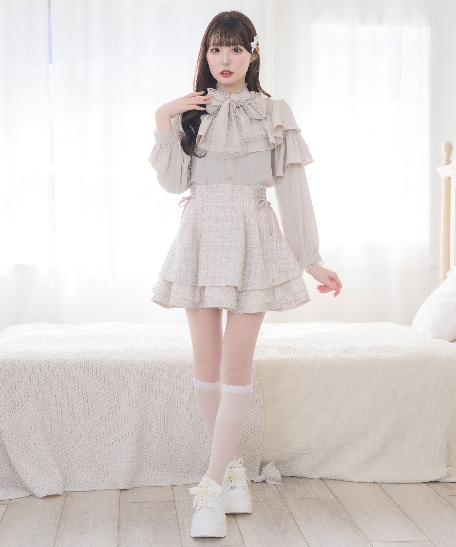 クチュールバイロジータ couture BY ROJITA ラッフルボリュームブラウス （ベージュ） ベージュ