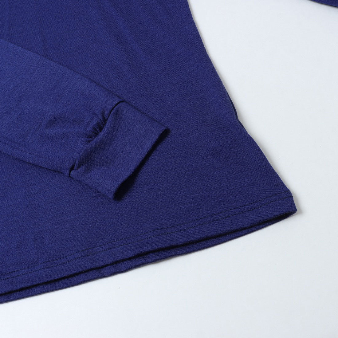 コットンブルー COTTON BLUE 襟ギャザーハイネックプルオーバー （ブルー） ブルー