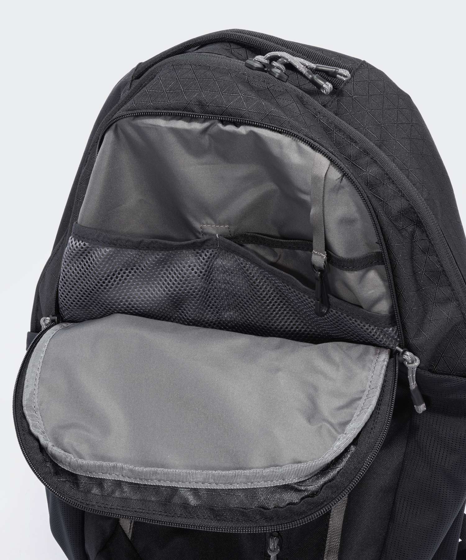 コロンビア Columbia 1955401 バックパック メンズ レディース バッグ リュックサック アトラス エクスプローラー Atlas Explorer 26L Backpack ハイキング ブラック グレー 26L