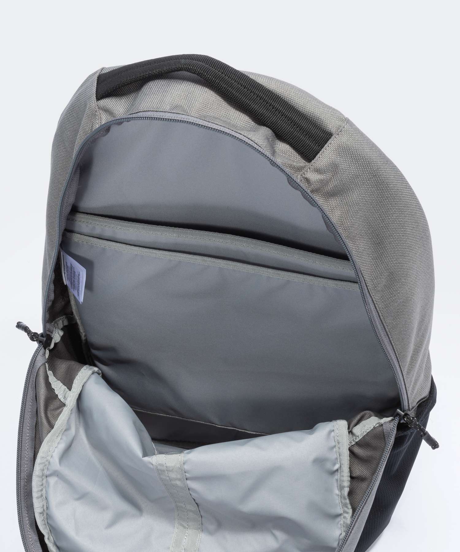 コロンビア Columbia 1955401 バックパック メンズ レディース バッグ リュックサック アトラス エクスプローラー Atlas Explorer 26L Backpack ハイキング ブラック グレー 26L