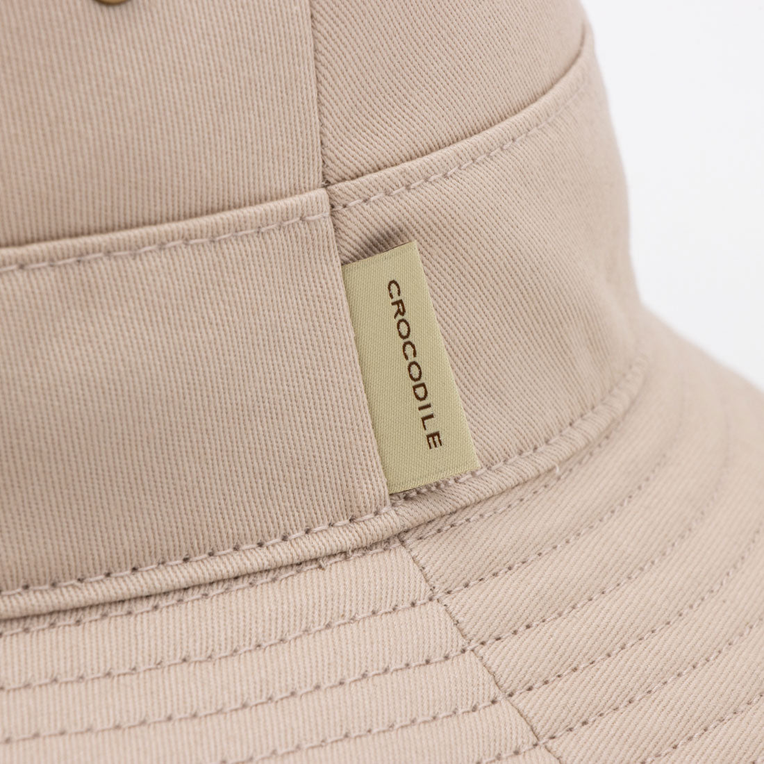 クロコダイル CROCODILE 日常使いしやすいツイル素材のバケットハット （BEIGE） BEIGE