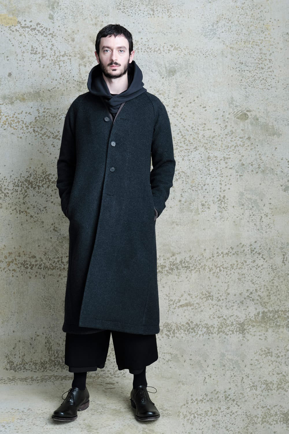 クロマニヨン CROMAGNON Hooded Cut Sew （BLACK） BLACK