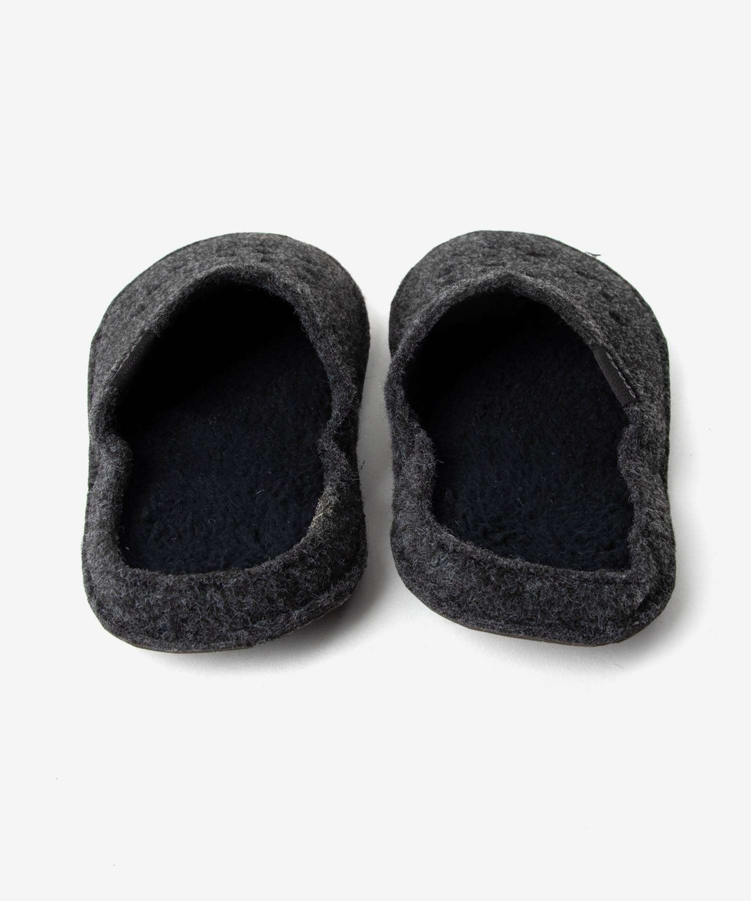 クロックス crocs クロックス crocs Classic Slipper クラシック スリッパ 203600 ユニセックス ルームシューズ （ブラック） ブラック