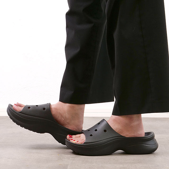 クロックス crocs Bae Slide Black [211108-001] （Black） Black