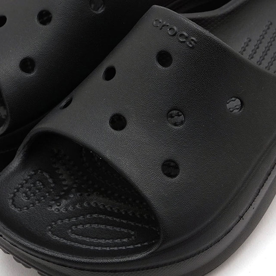クロックス crocs Bae Slide Black [211108-001] （Black） Black