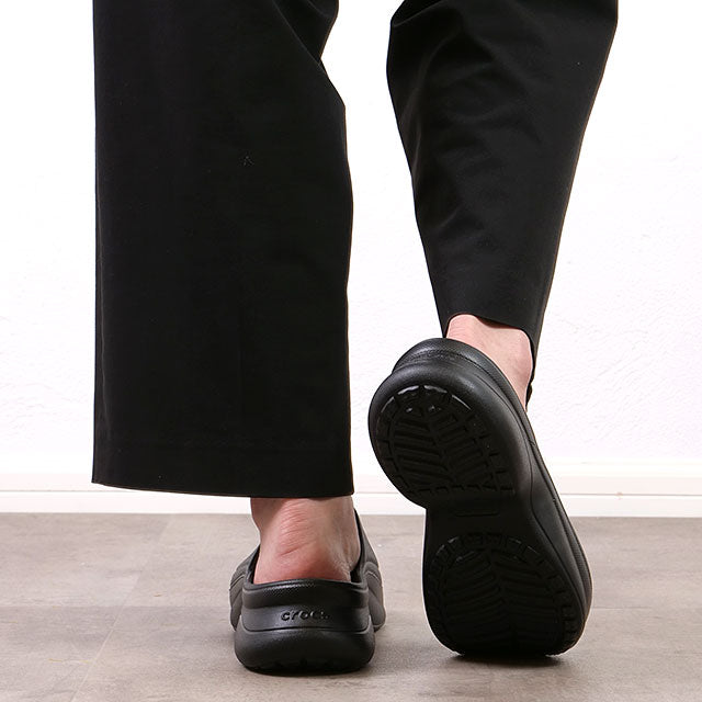 クロックス crocs Bae Slide Black [211108-001] （Black） Black