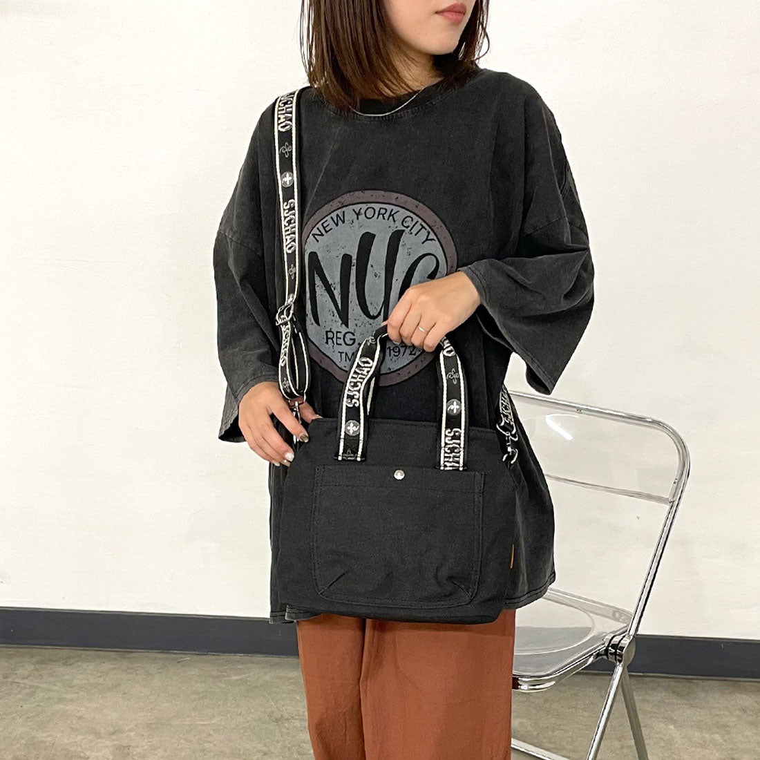 シーアールビー CRB ロゴショルダーキャンバストートバッグ （ベージュ） ベージュ