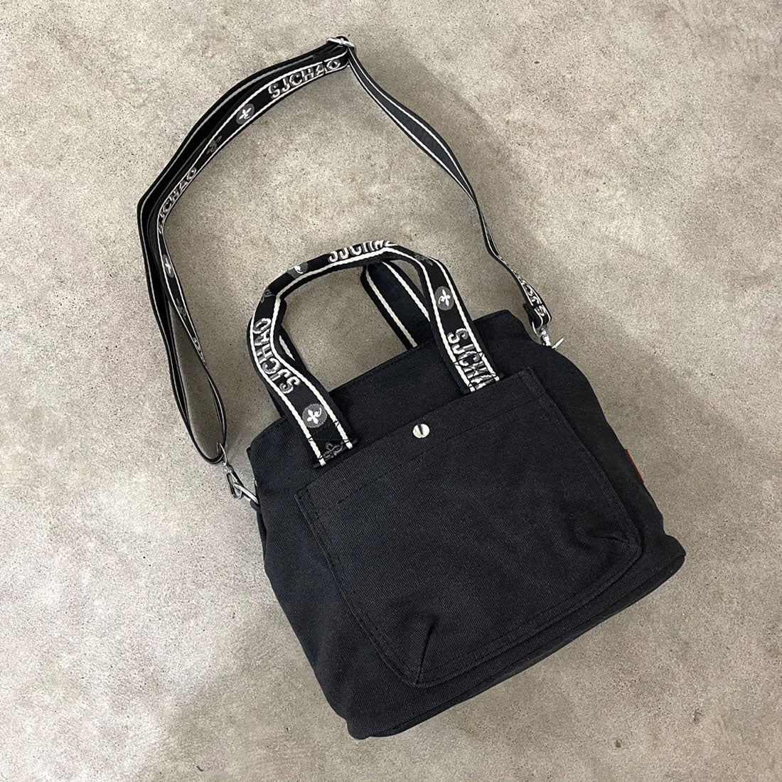 シーアールビー CRB ロゴショルダーキャンバストートバッグ （ベージュ） ベージュ