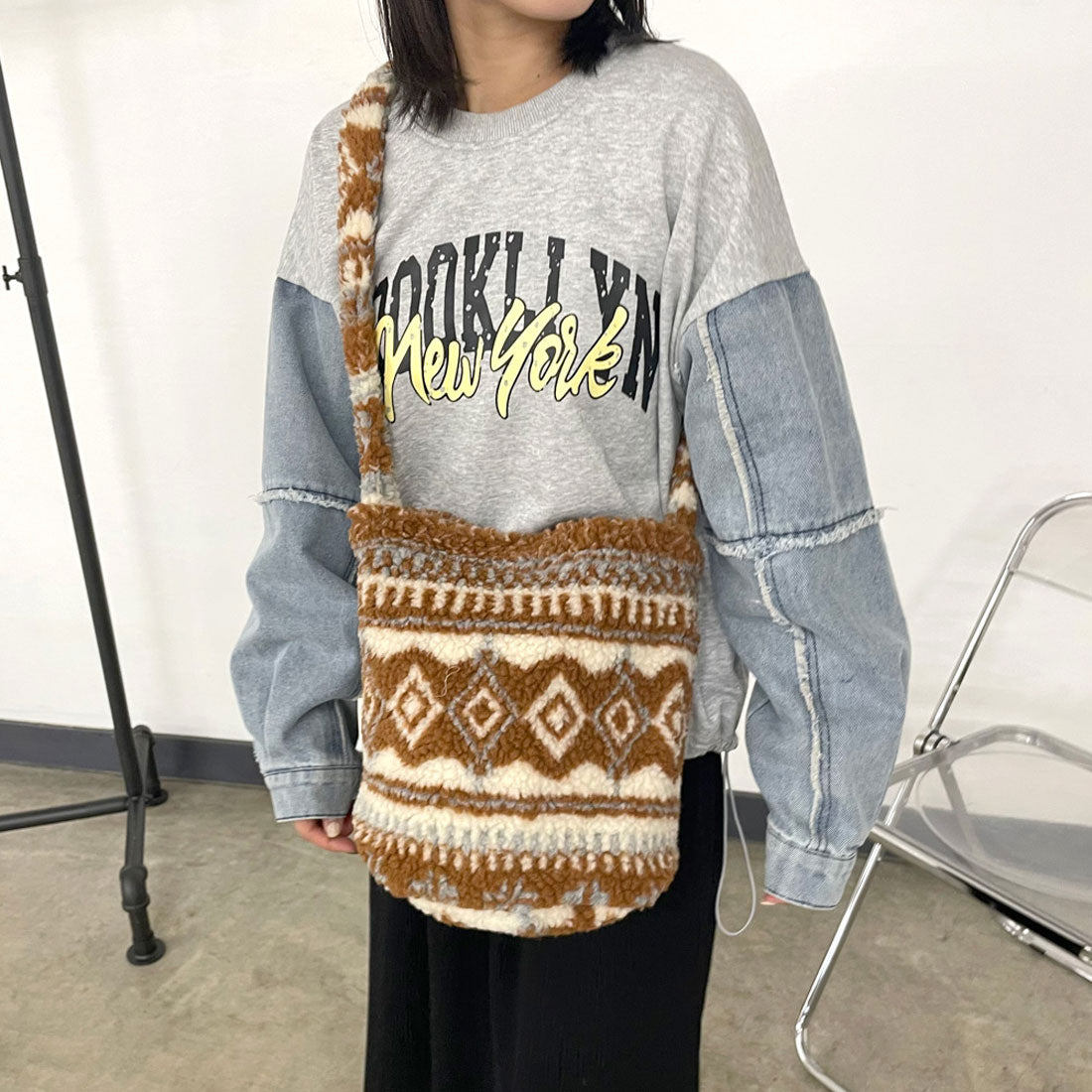 シーアールビー CRB 柄アソートボアショルダーバッグ （キャメル） キャメル
