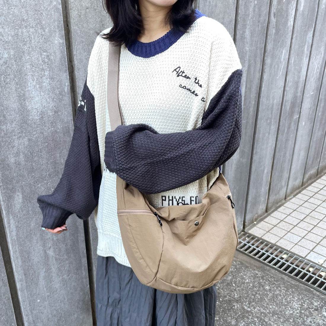 シーアールビー CRB 撥水三日月ショルダーバッグ （ブラック） ブラック