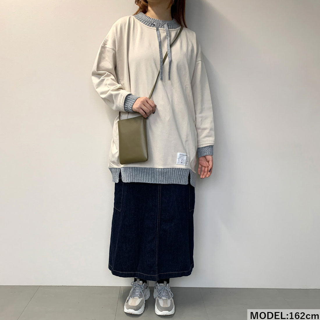 シーアールビー CRB 合皮フラットミニショルダーバッグ