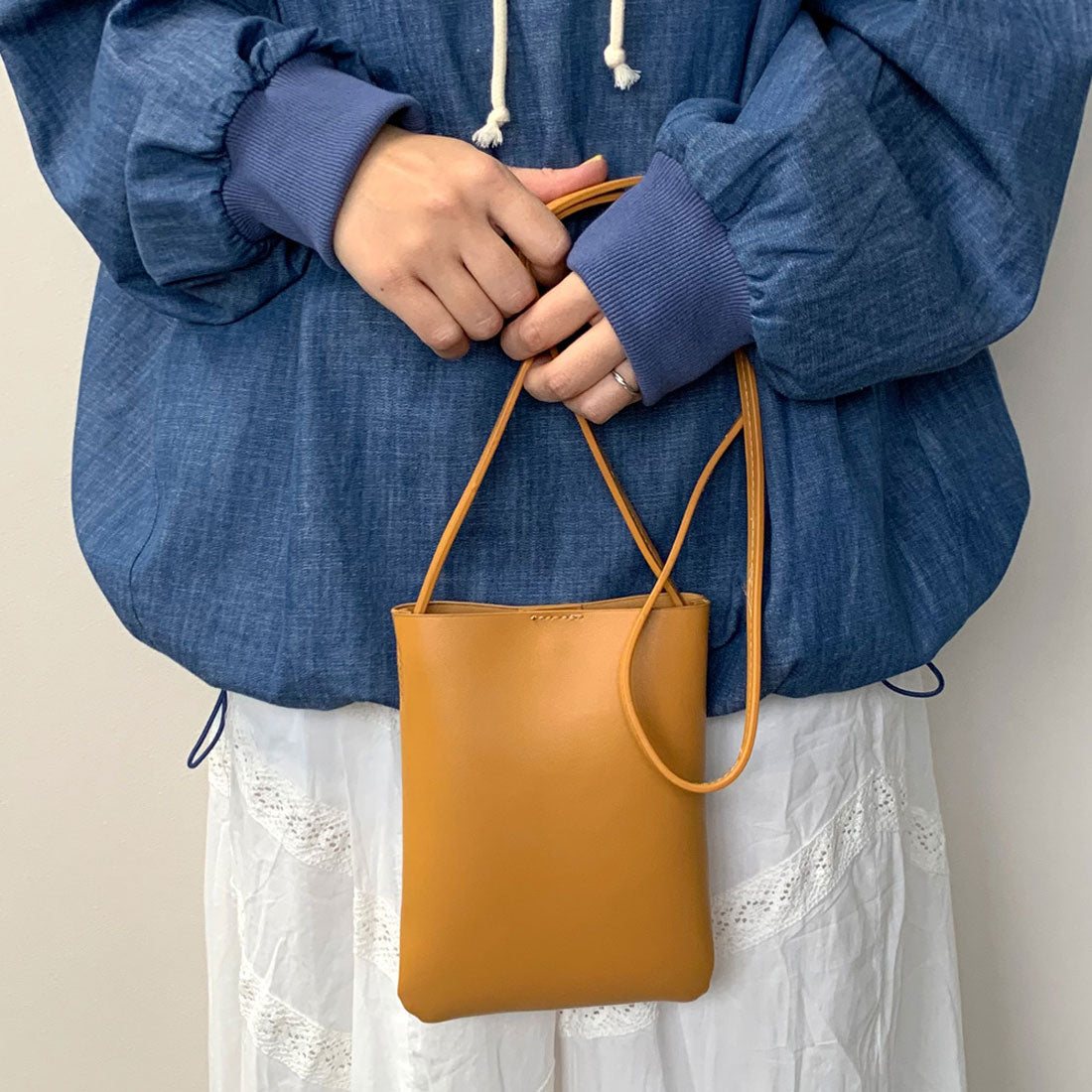 シーアールビー CRB 合皮フラットミニショルダーバッグ