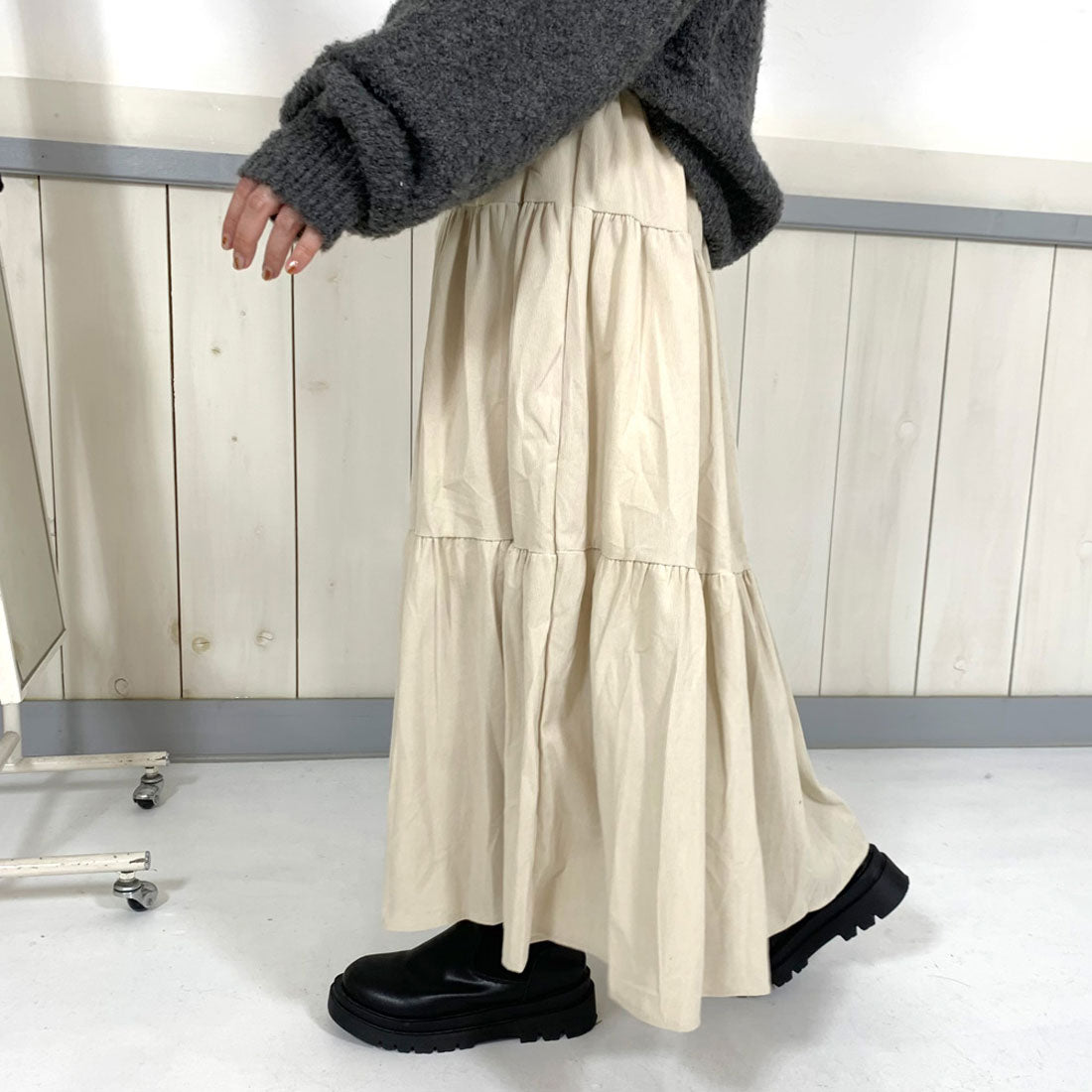 シーアールビー CRB コールティアードスカート
