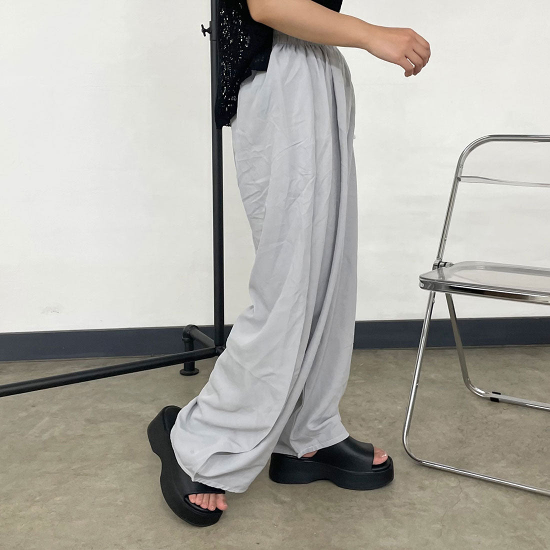 シーアールビー CRB ナイロン風カーブパンツ （ブラック） ブラック